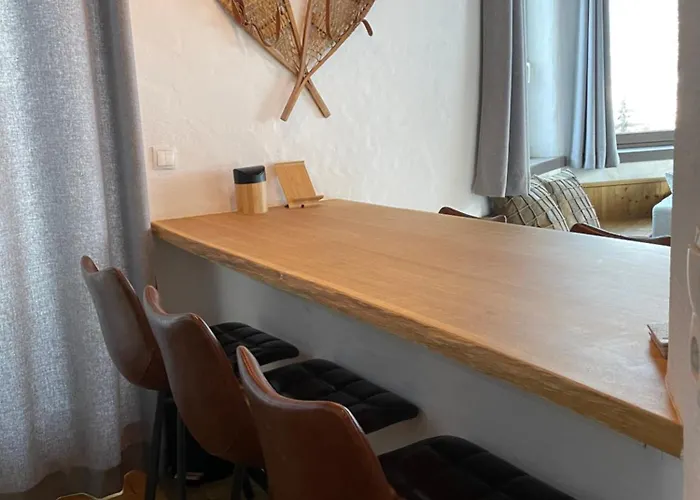 Ivy, Mountain View Apartman
